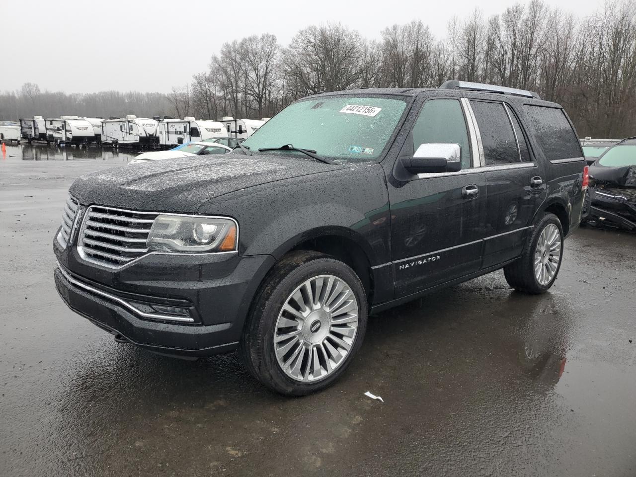 2015 Lincoln Navigator - Image 1