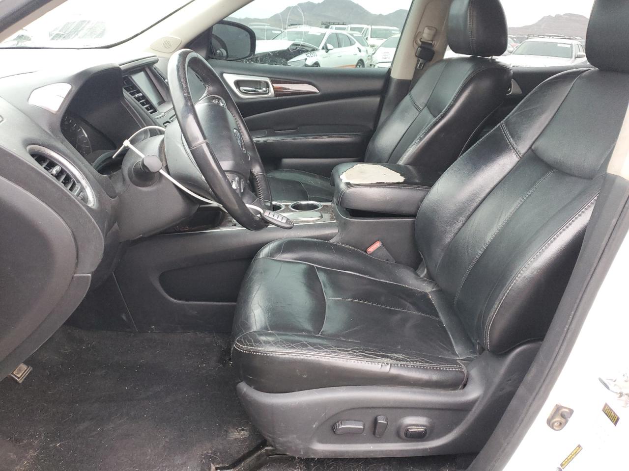 2014 Nissan Pathfinder - Image 7