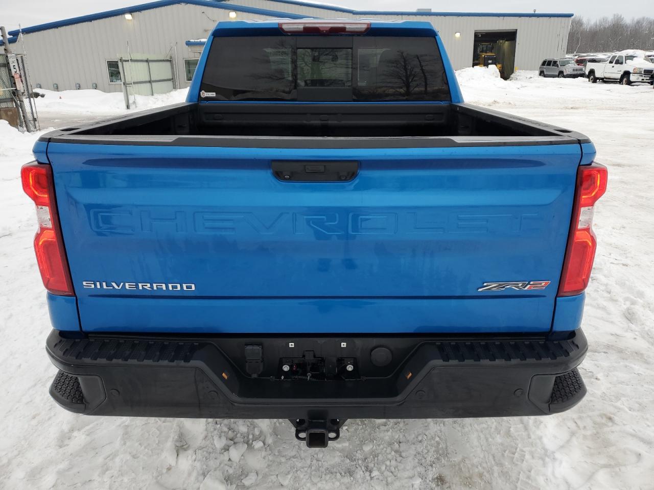 2022 Chevrolet Silverado - Image 6