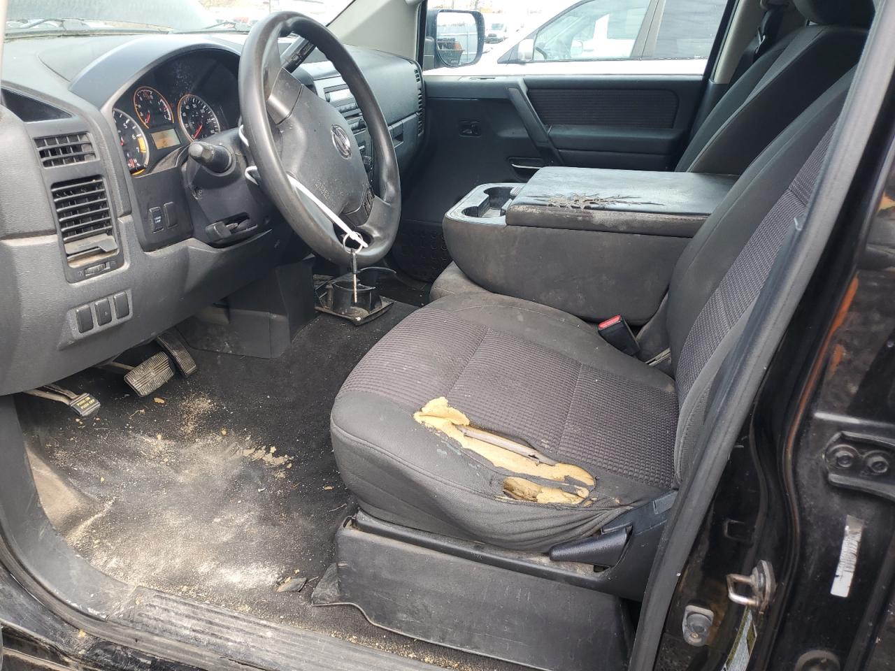 2012 Nissan Titan - Image 7