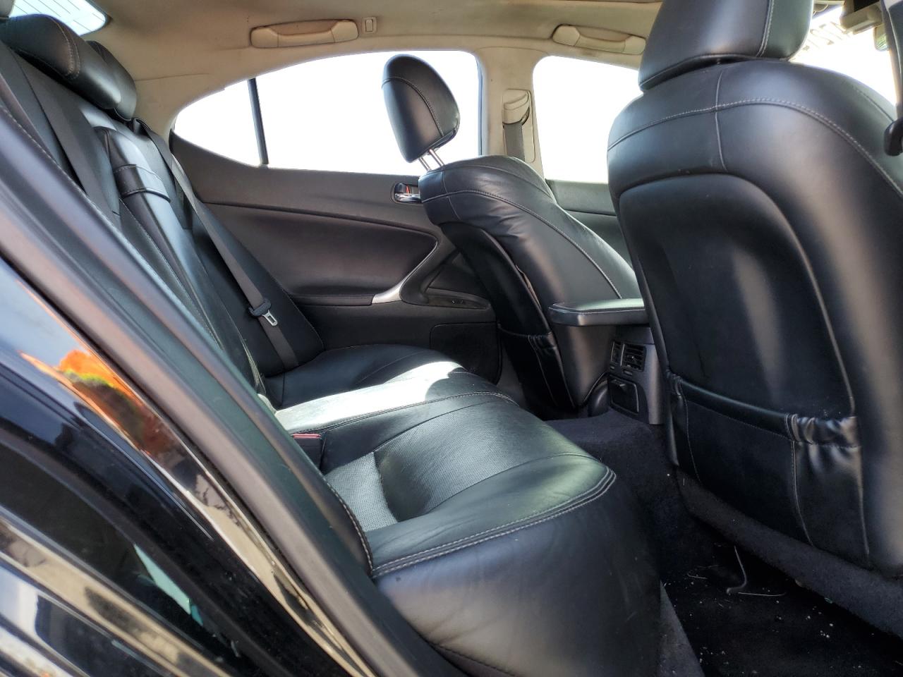 2009 Lexus IS - Image 10