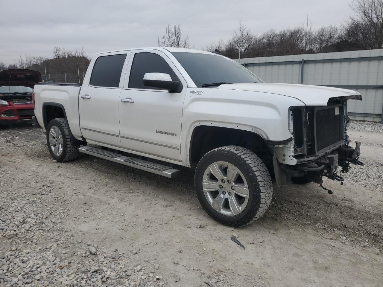 2018 GMC Sierra - Image 4
