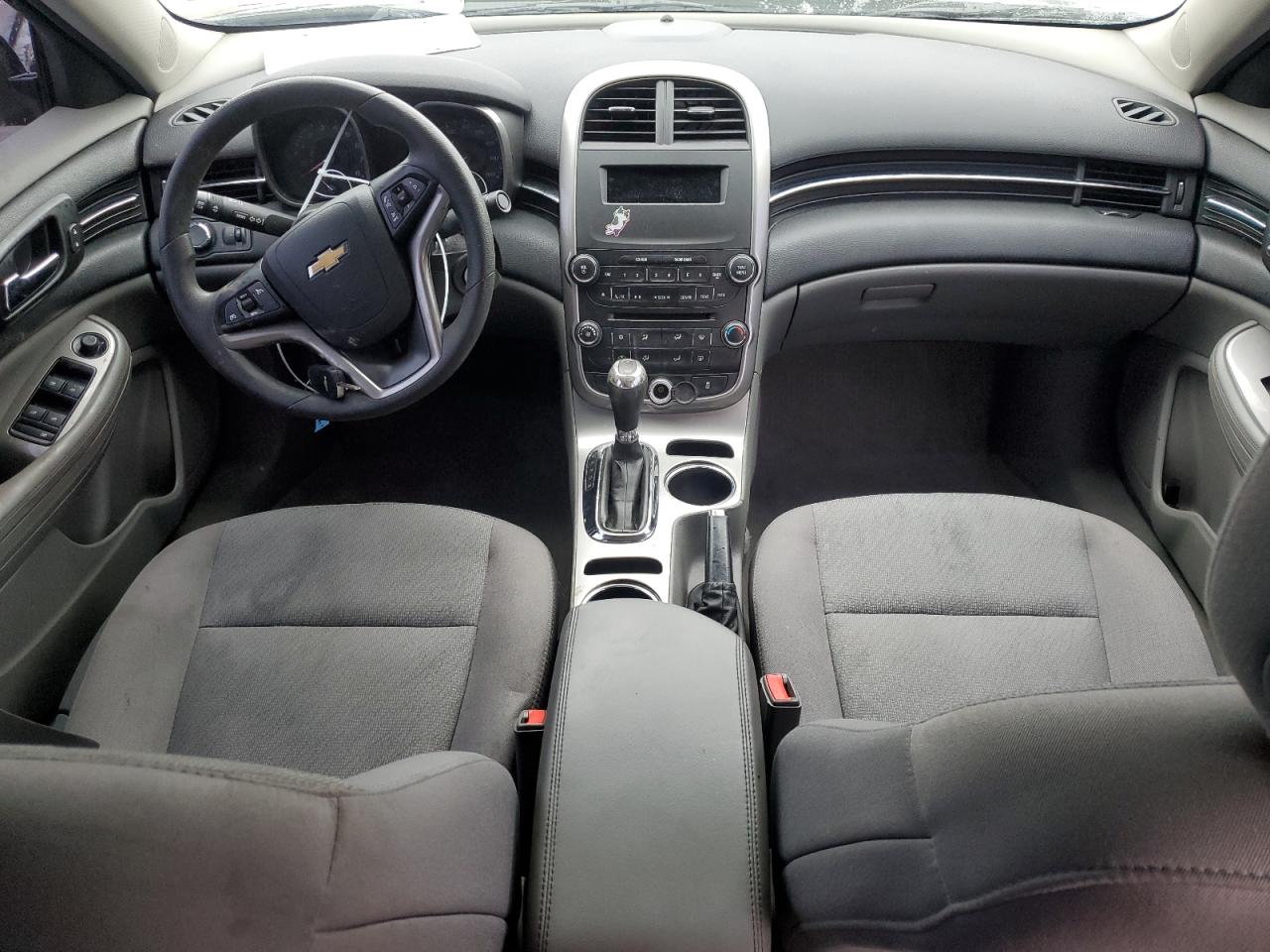 2015 Chevrolet Malibu - Image 8