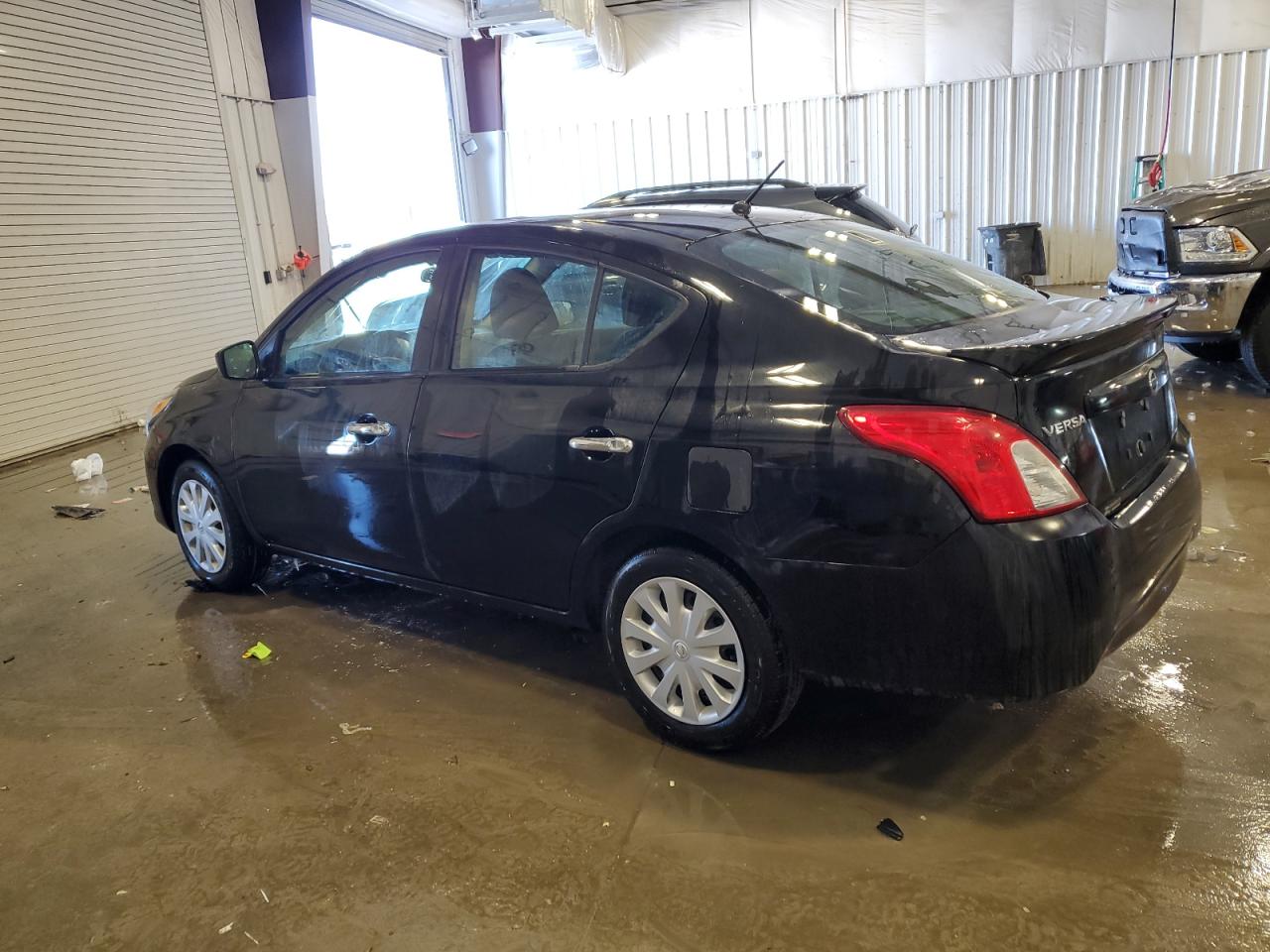 2017 Nissan Versa - Image 2