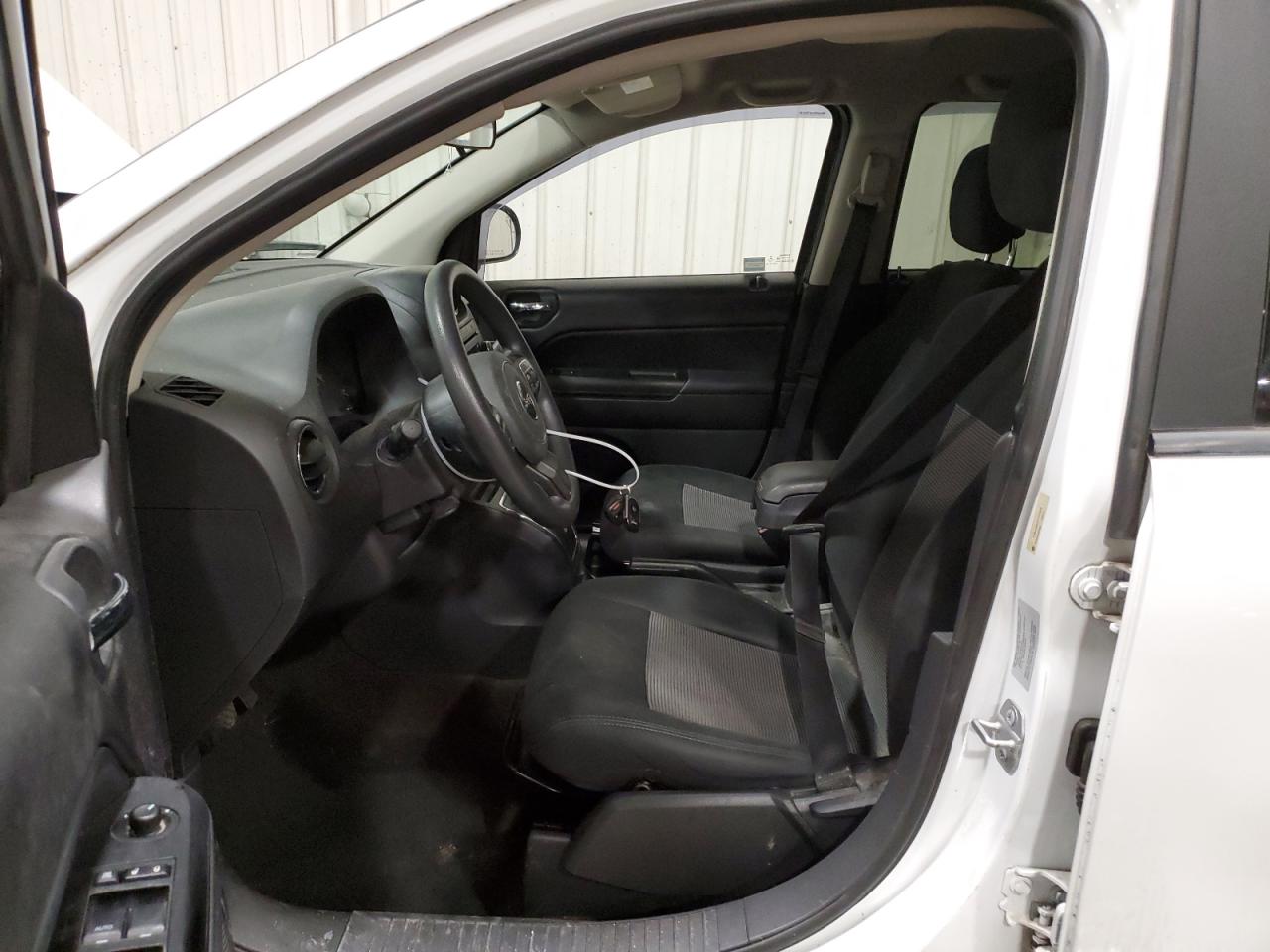 2015 Jeep Compass - Image 7