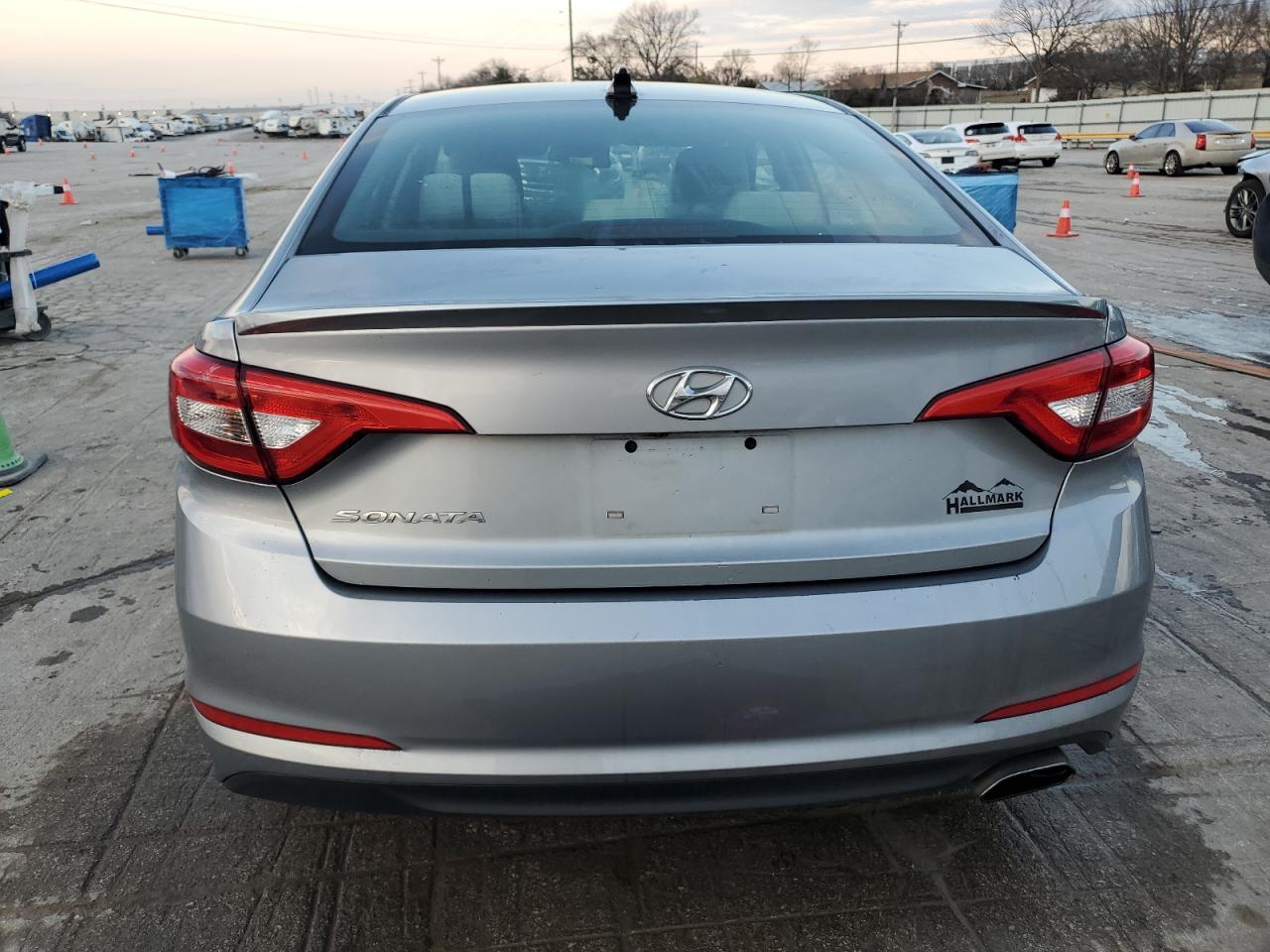 2017 Hyundai Sonata - Image 6