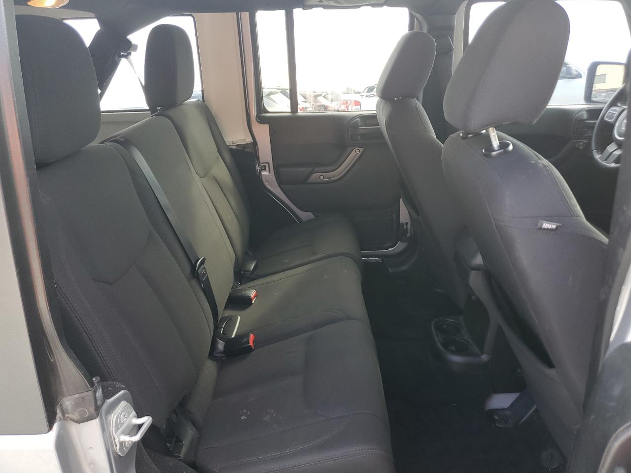 2014 Jeep Wrangler - Image 11
