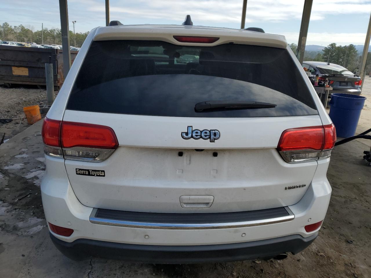 2017 Jeep Grand Cherokee - Image 6