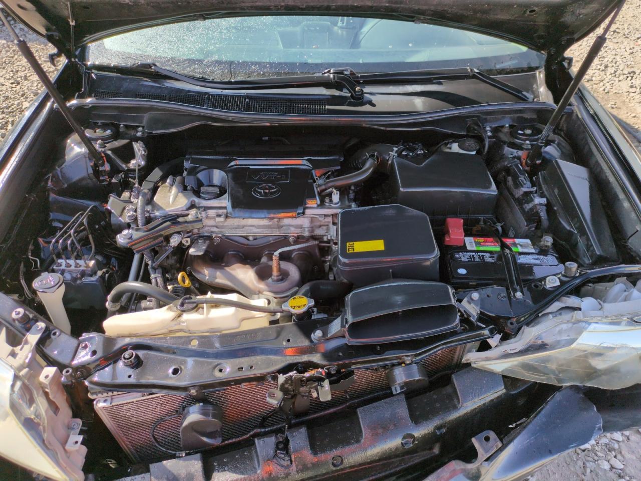 2012 Toyota Camry - Image 11