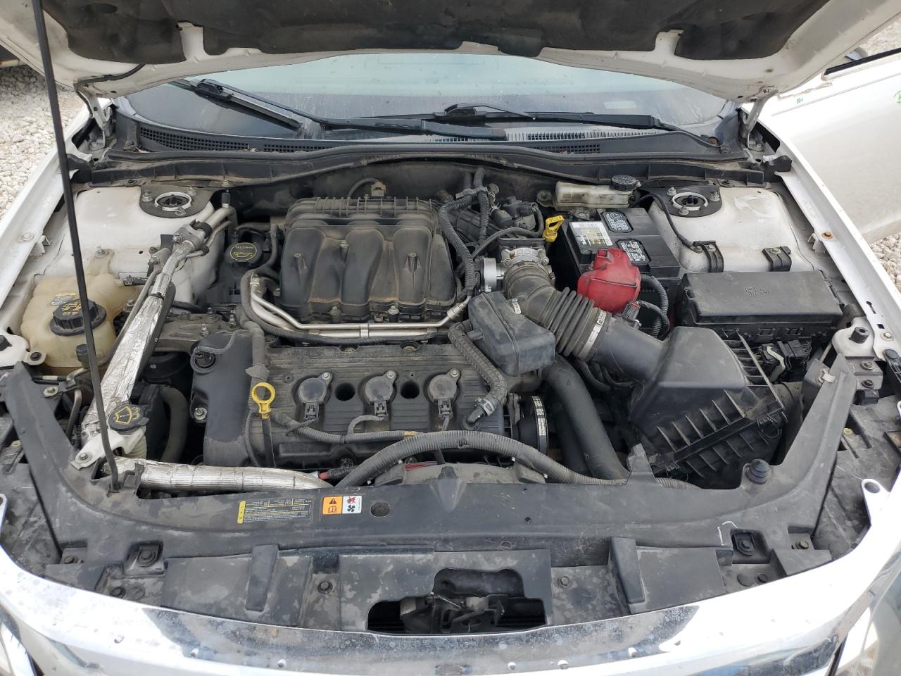 2012 Ford Fusion - Image 11