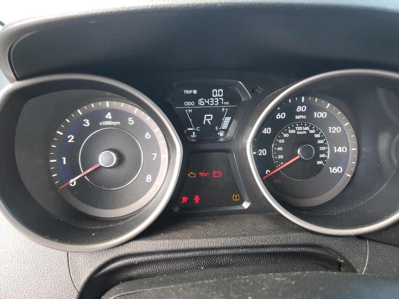 2011 Hyundai Elantra - Image 9