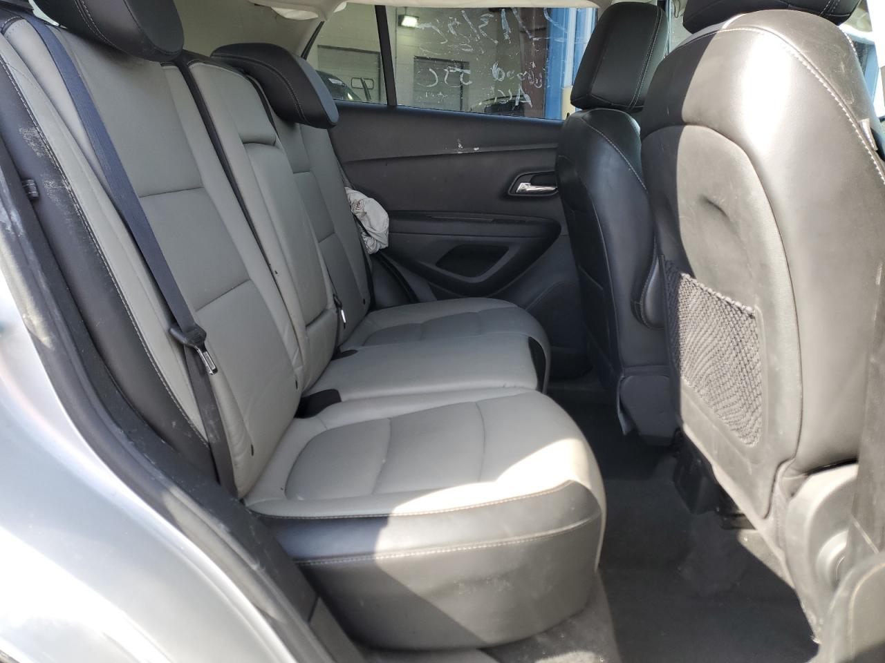 2015 Chevrolet Trax - Image 11
