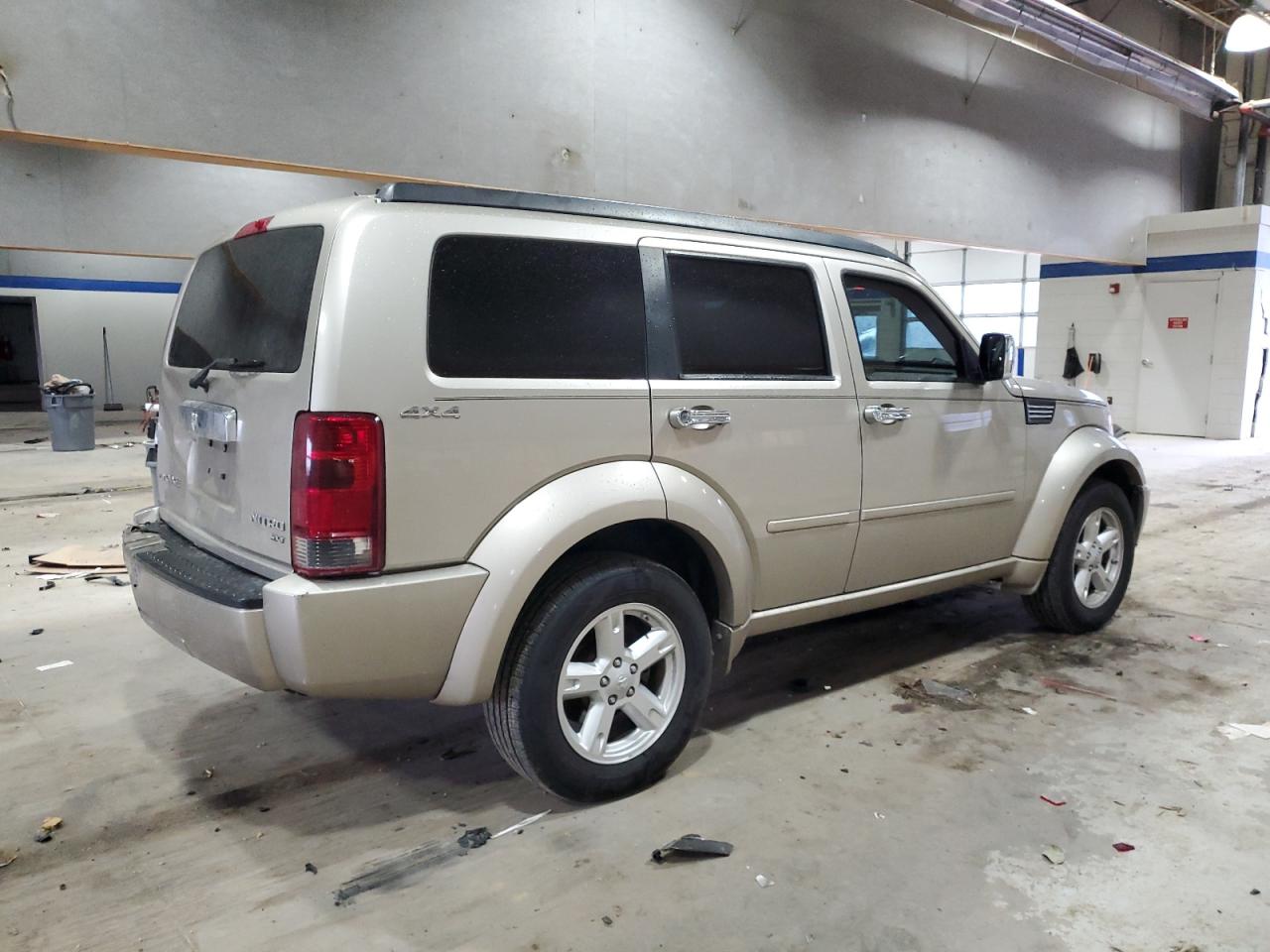 2010 Dodge Nitro - Image 3