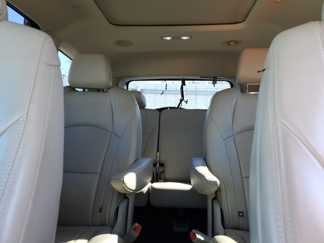 2018 Buick Enclave - Image 10