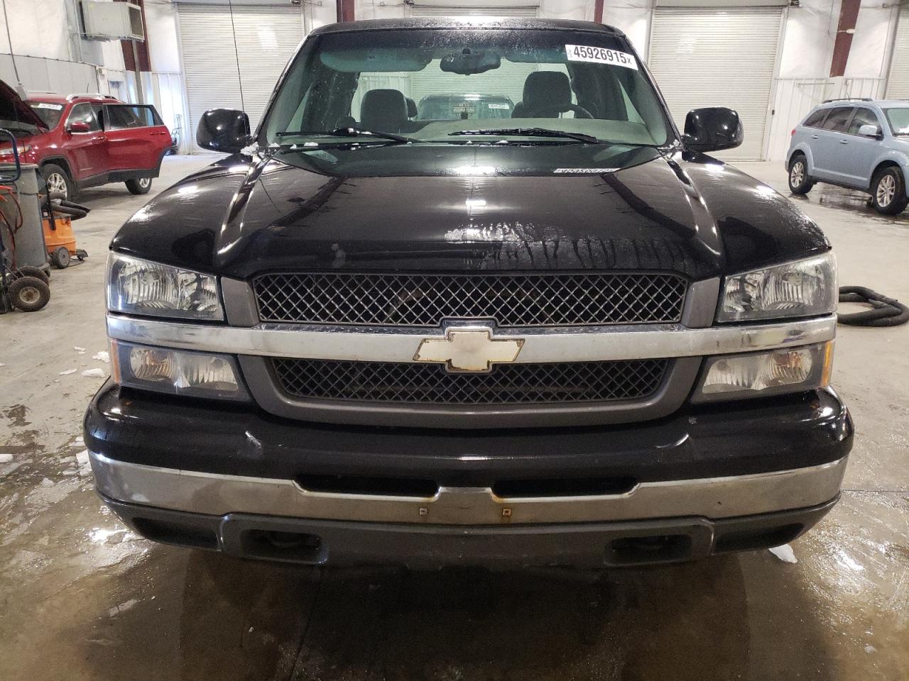 2004 Chevrolet Silverado - Image 5