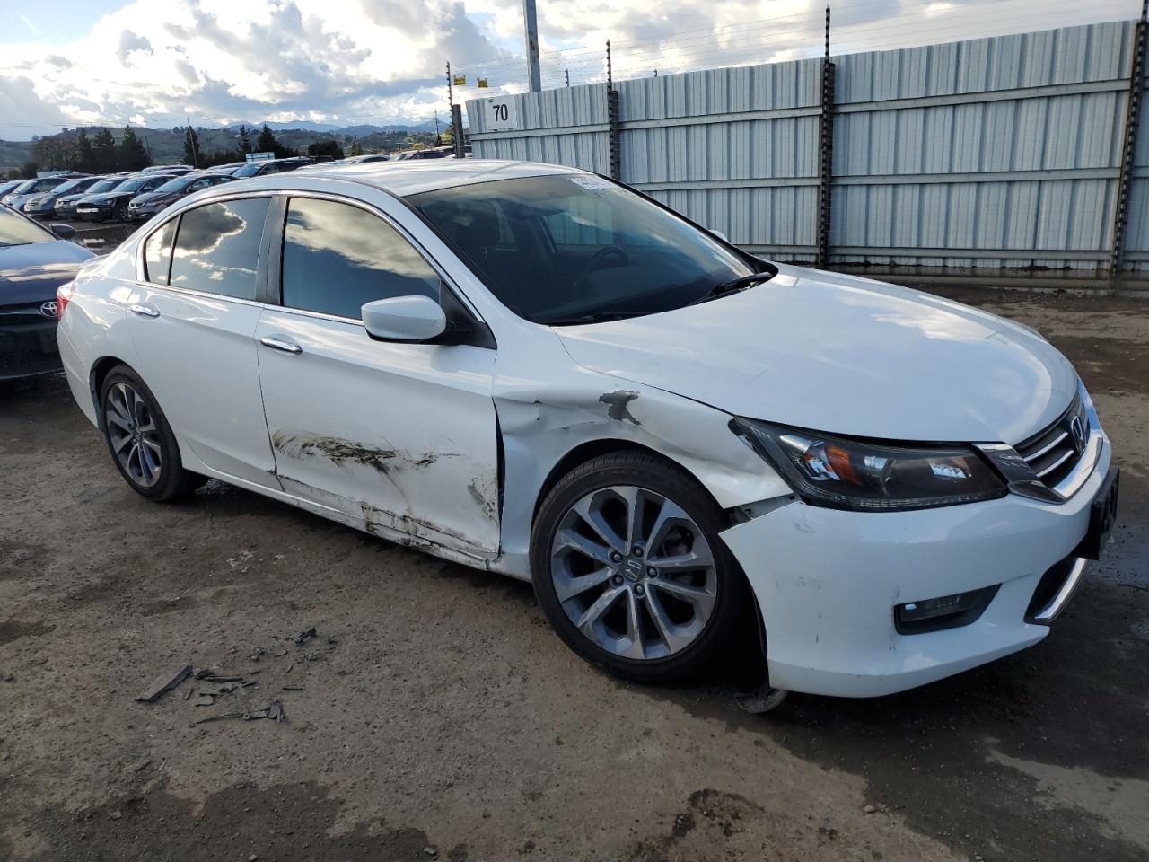2015 Honda Accord - Image 4