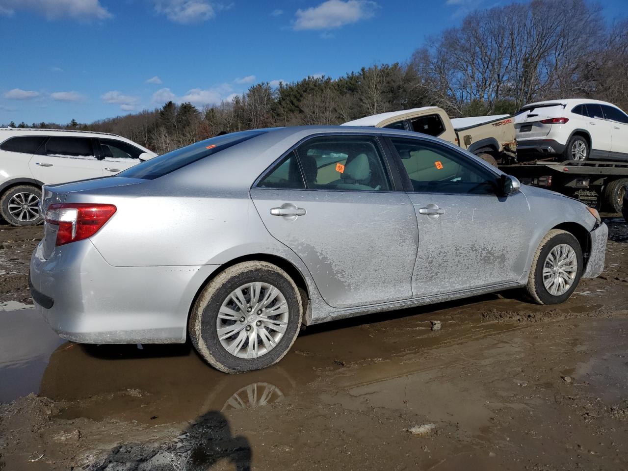 2014 Toyota Camry - Image 3
