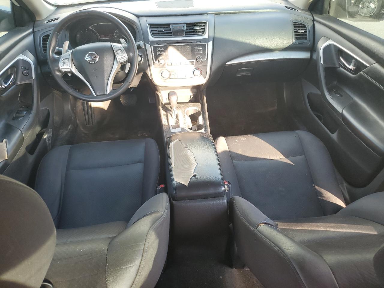 2017 Nissan Altima - Image 8