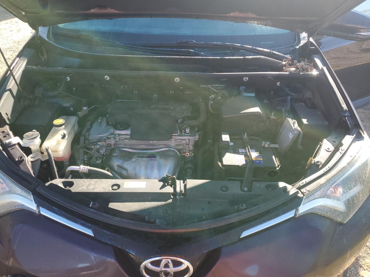 2016 Toyota RAV 4 - Image 12