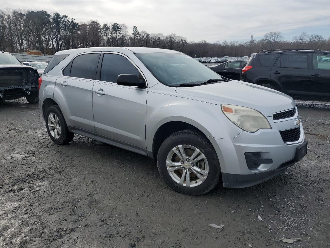 2011 Chevrolet Equinox - Image 4
