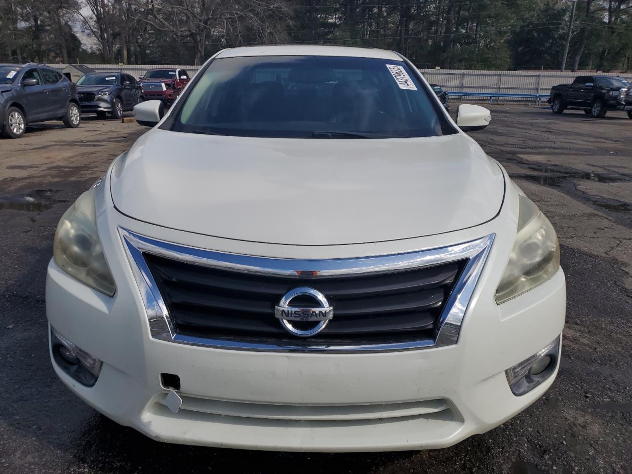 2014 Nissan Altima - Image 5