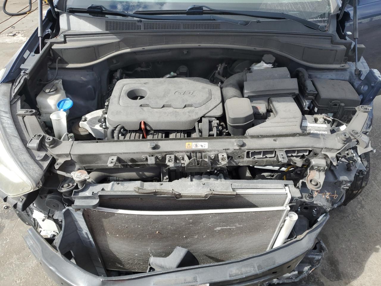 2018 Hyundai Santa Fe - Image 12
