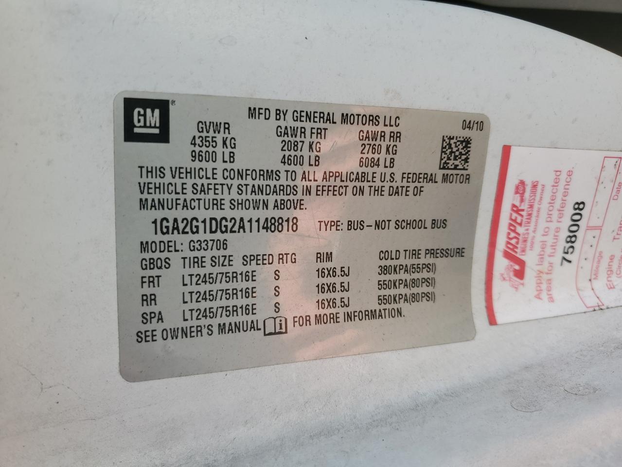 2010 Chevrolet Express - Image 15