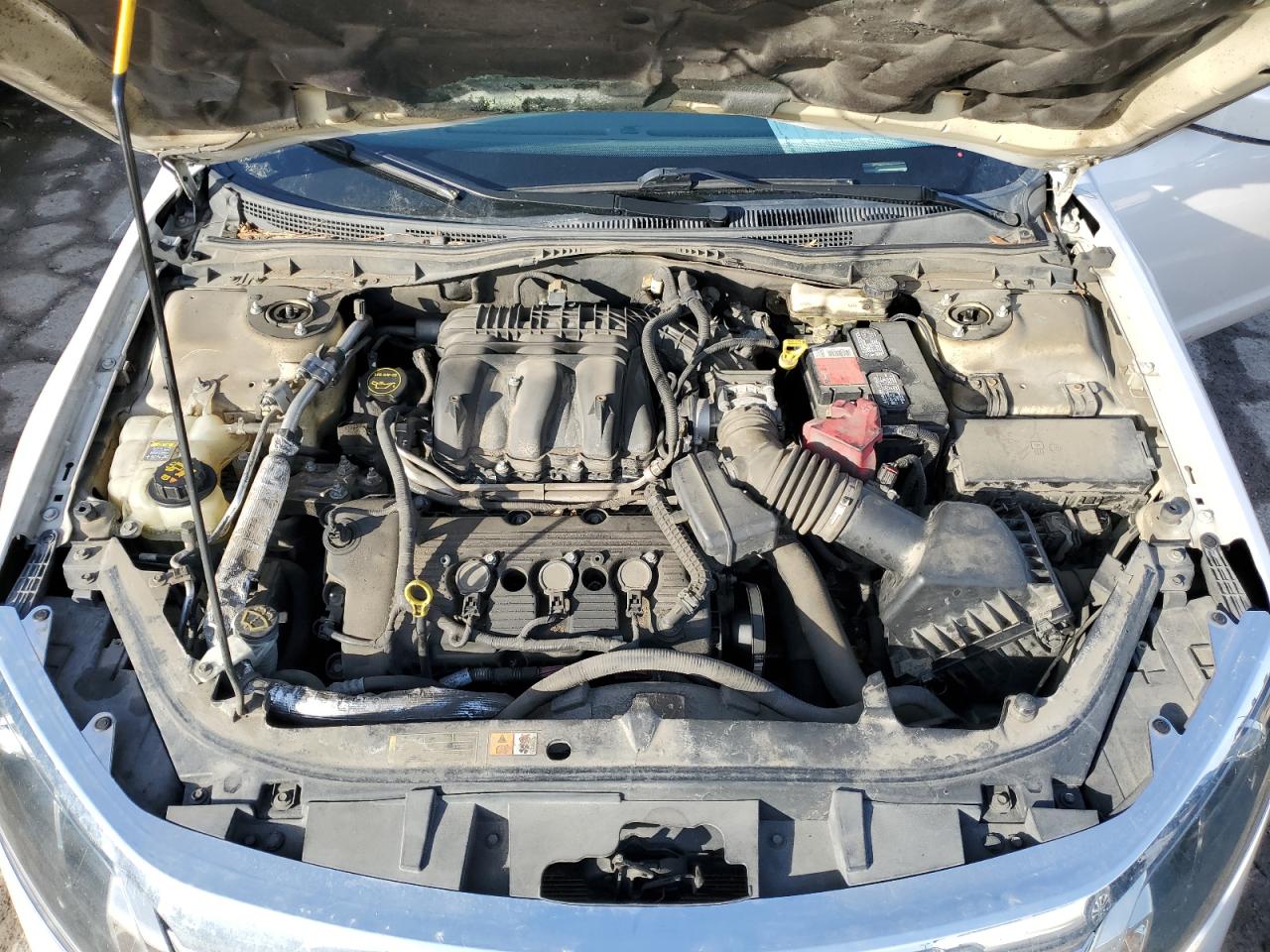 2011 Ford Fusion - Image 11
