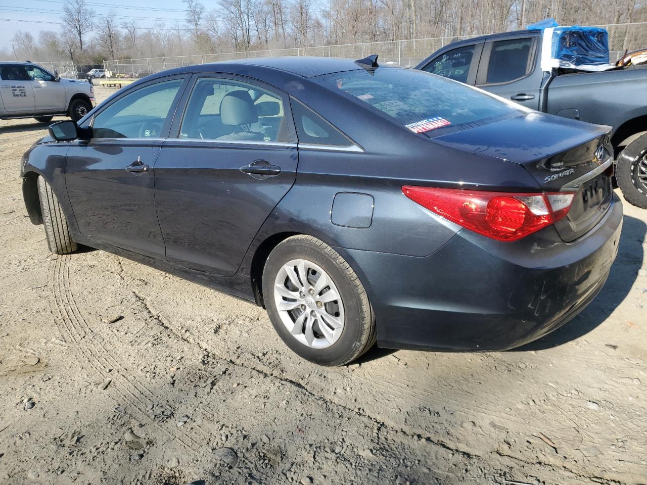 2013 Hyundai Sonata - Image 2