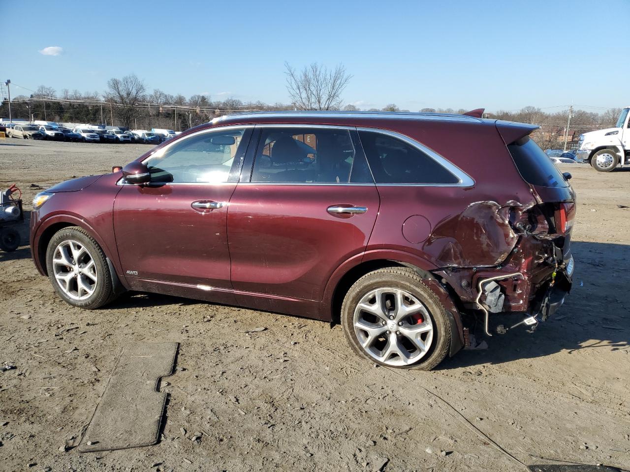 2018 Kia Sorento - Image 2