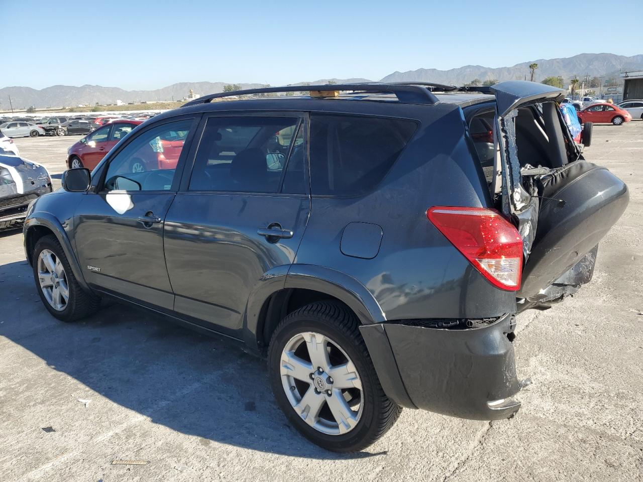 2007 Toyota RAV 4 - Image 2