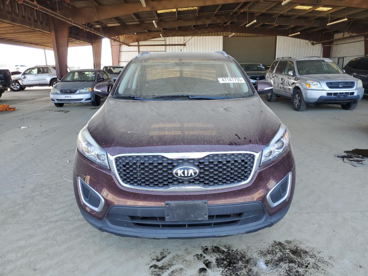 2017 Kia Sorento - Image 5