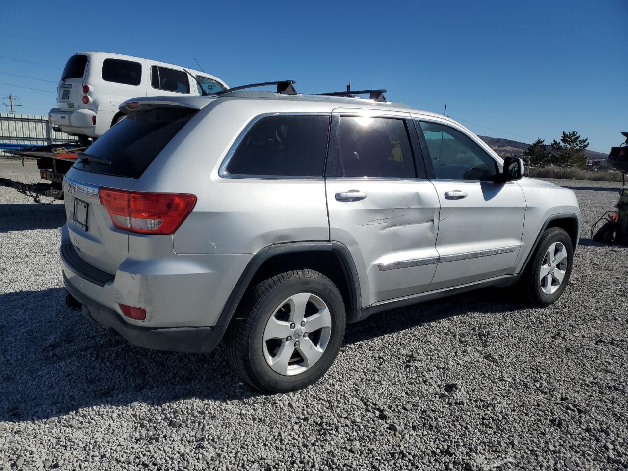 2012 Jeep Grand Cherokee - Image 3