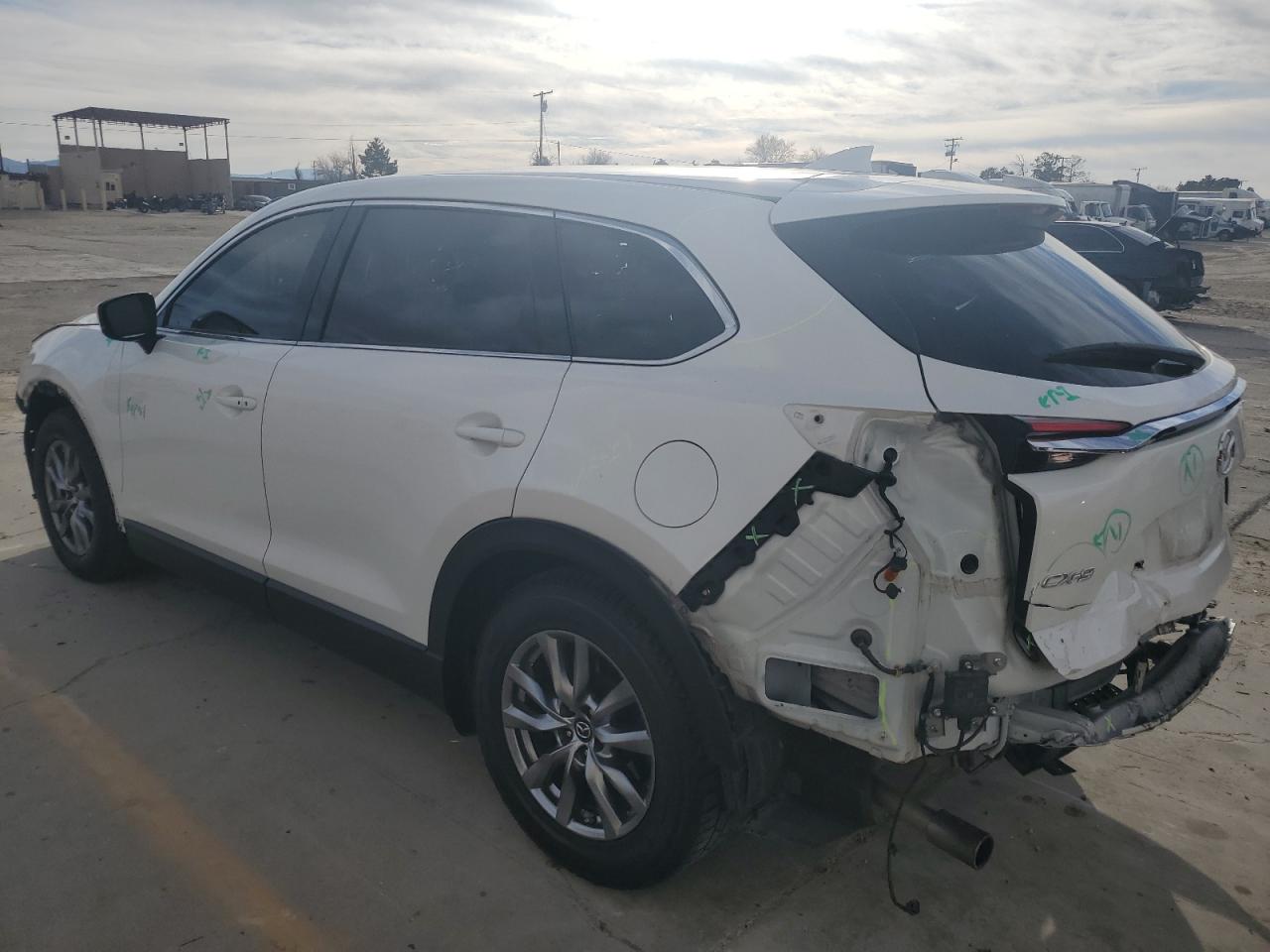 2018 Mazda CX-9 - Image 2
