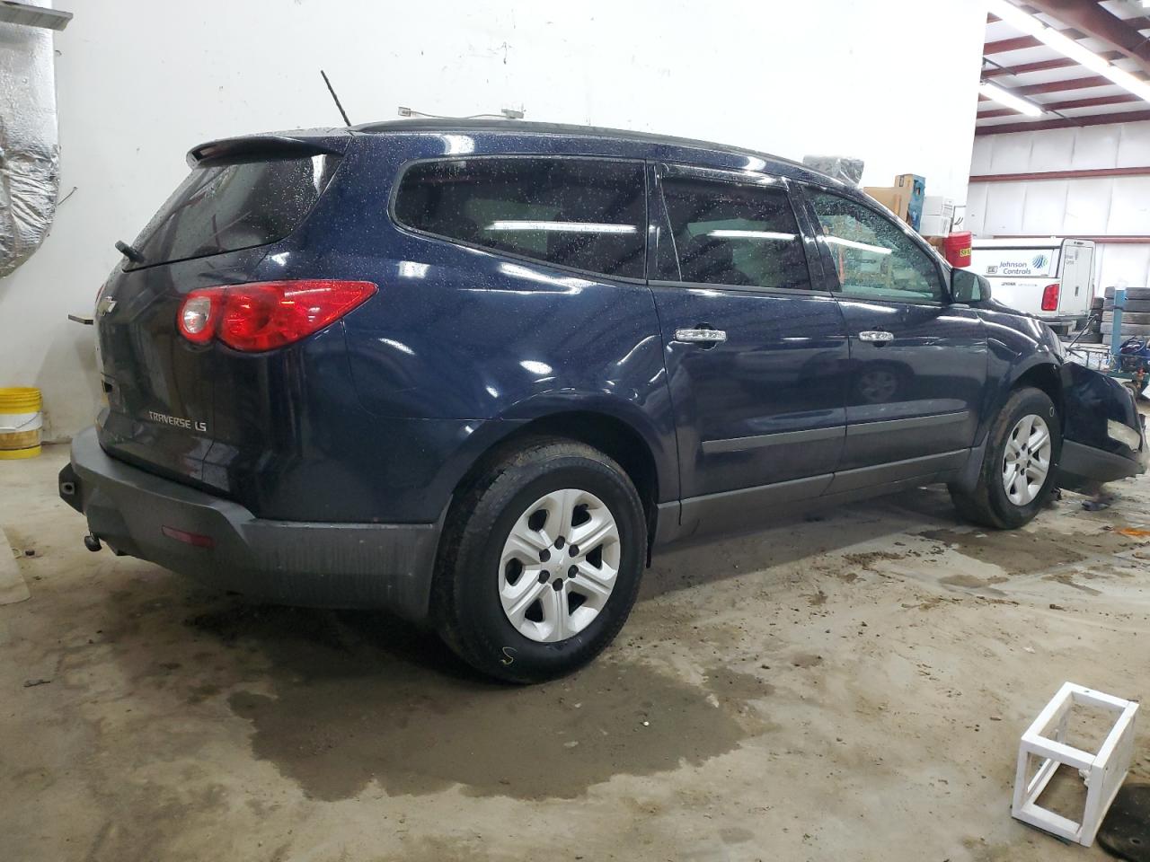 2012 Chevrolet Traverse - Image 3