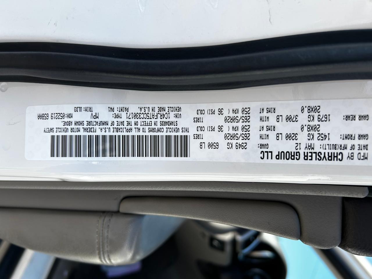 2012 Jeep Grand Cherokee - Image 10
