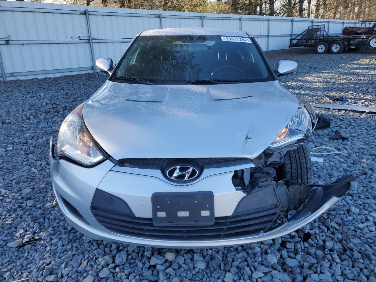 2014 Hyundai Veloster - Image 5