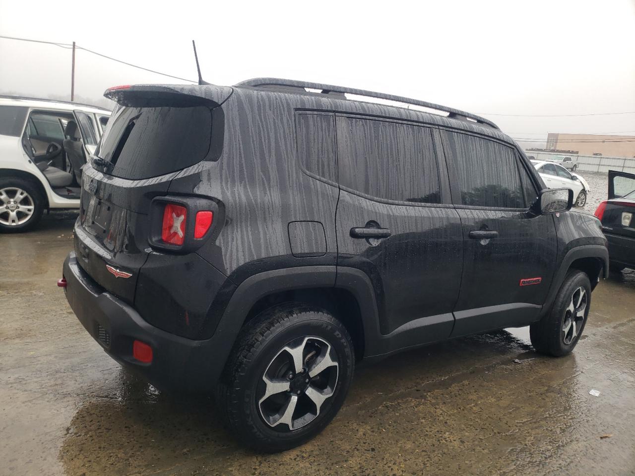 2020 Jeep Renegade - Image 3