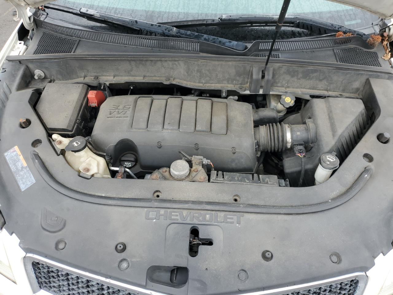 2011 Chevrolet Traverse - Image 12