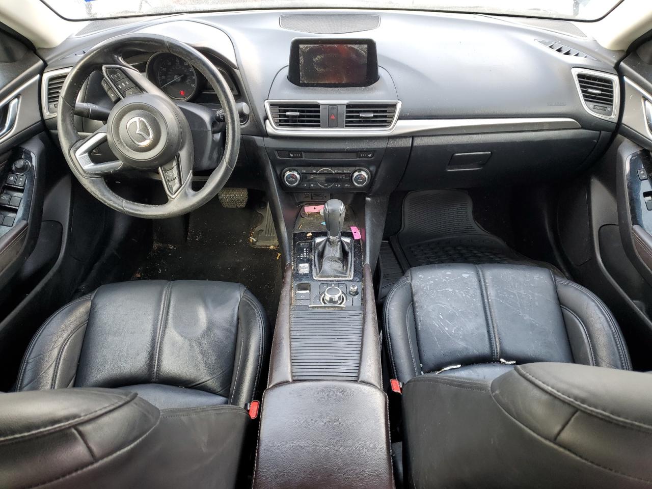 2018 Mazda 3 - Image 8