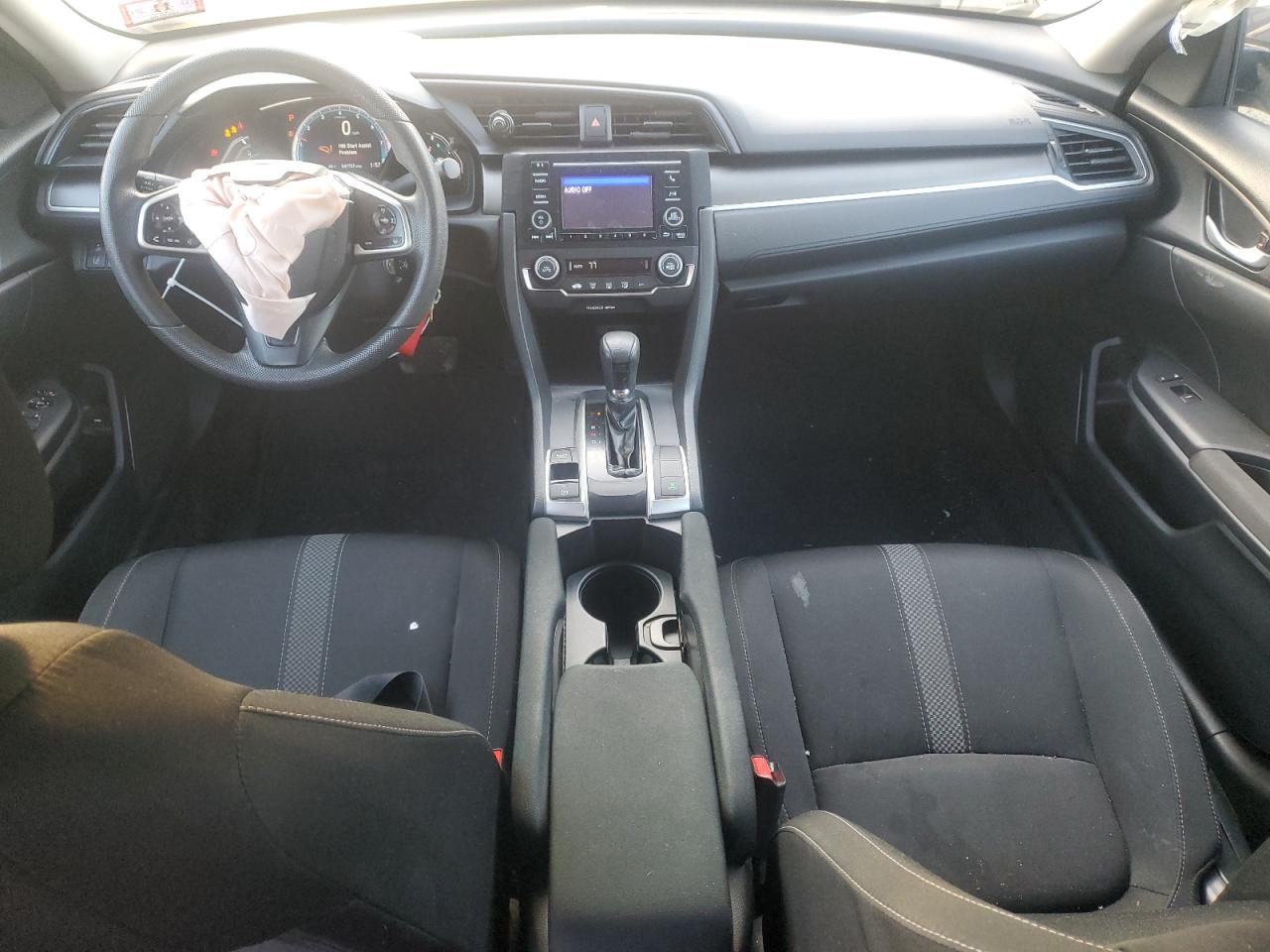 2019 Honda Civic - Image 11
