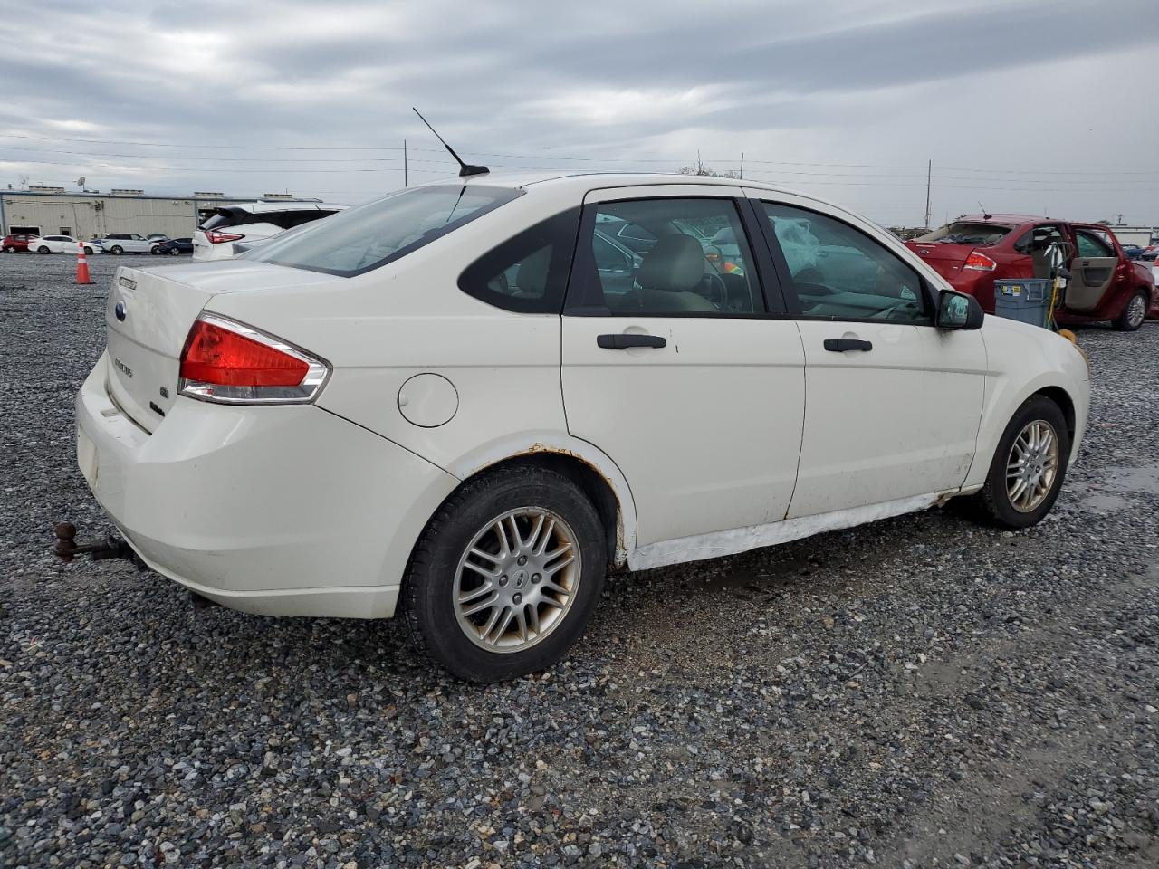 2011 Ford Focus - Image 3