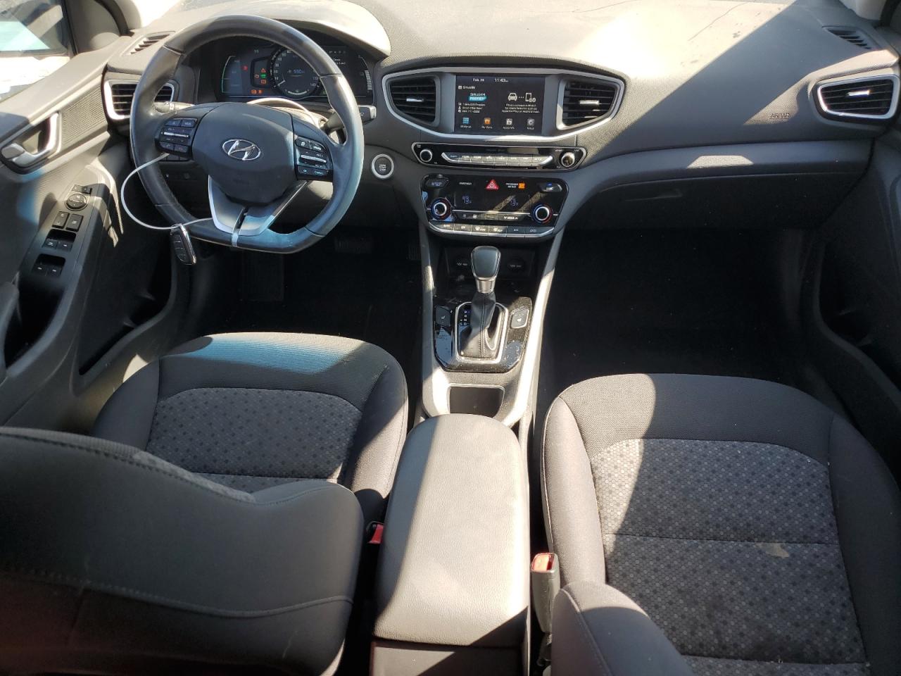 2017 Hyundai IONIQ - Image 8