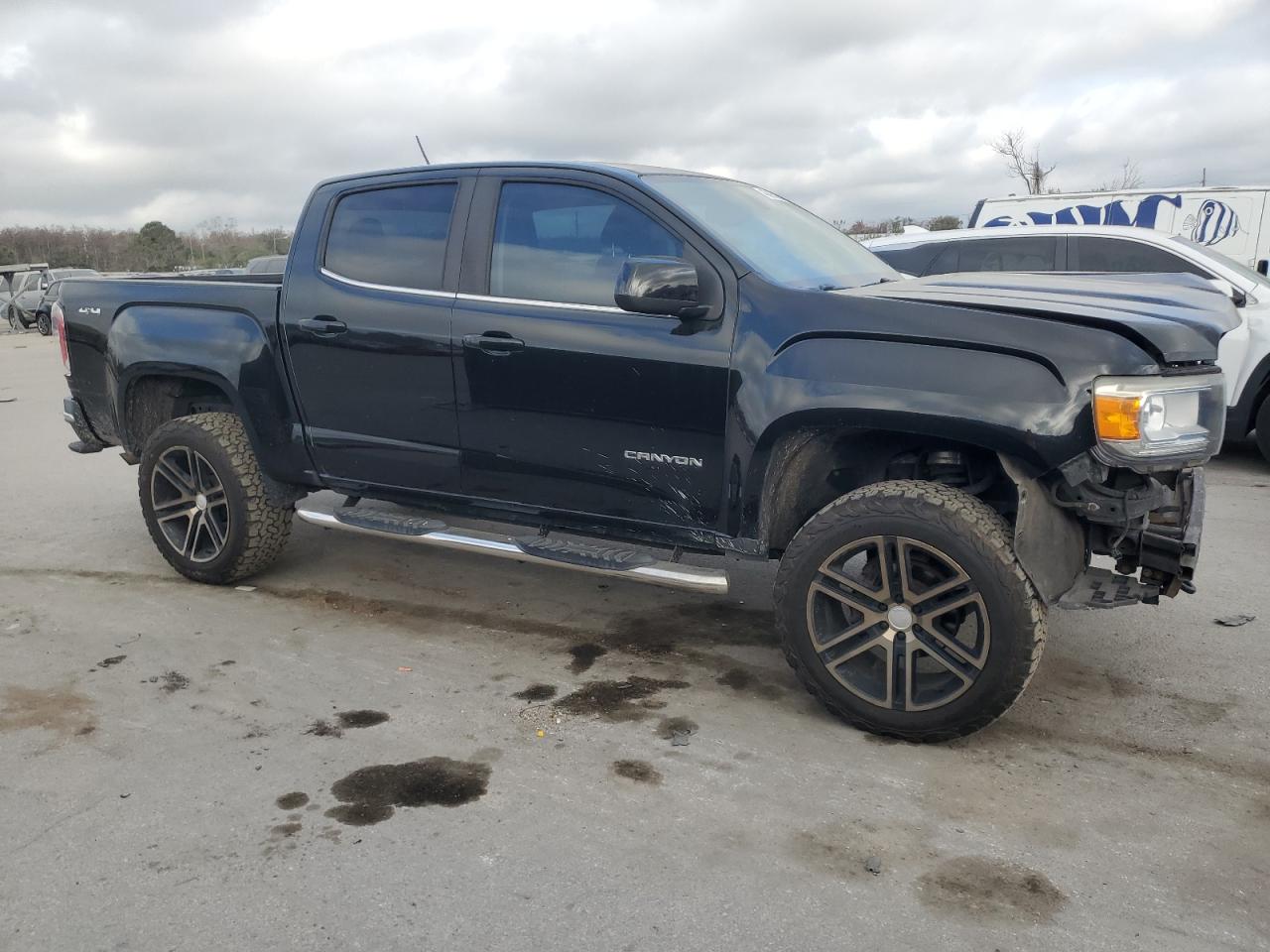 2018 GMC Canyon - Image 4