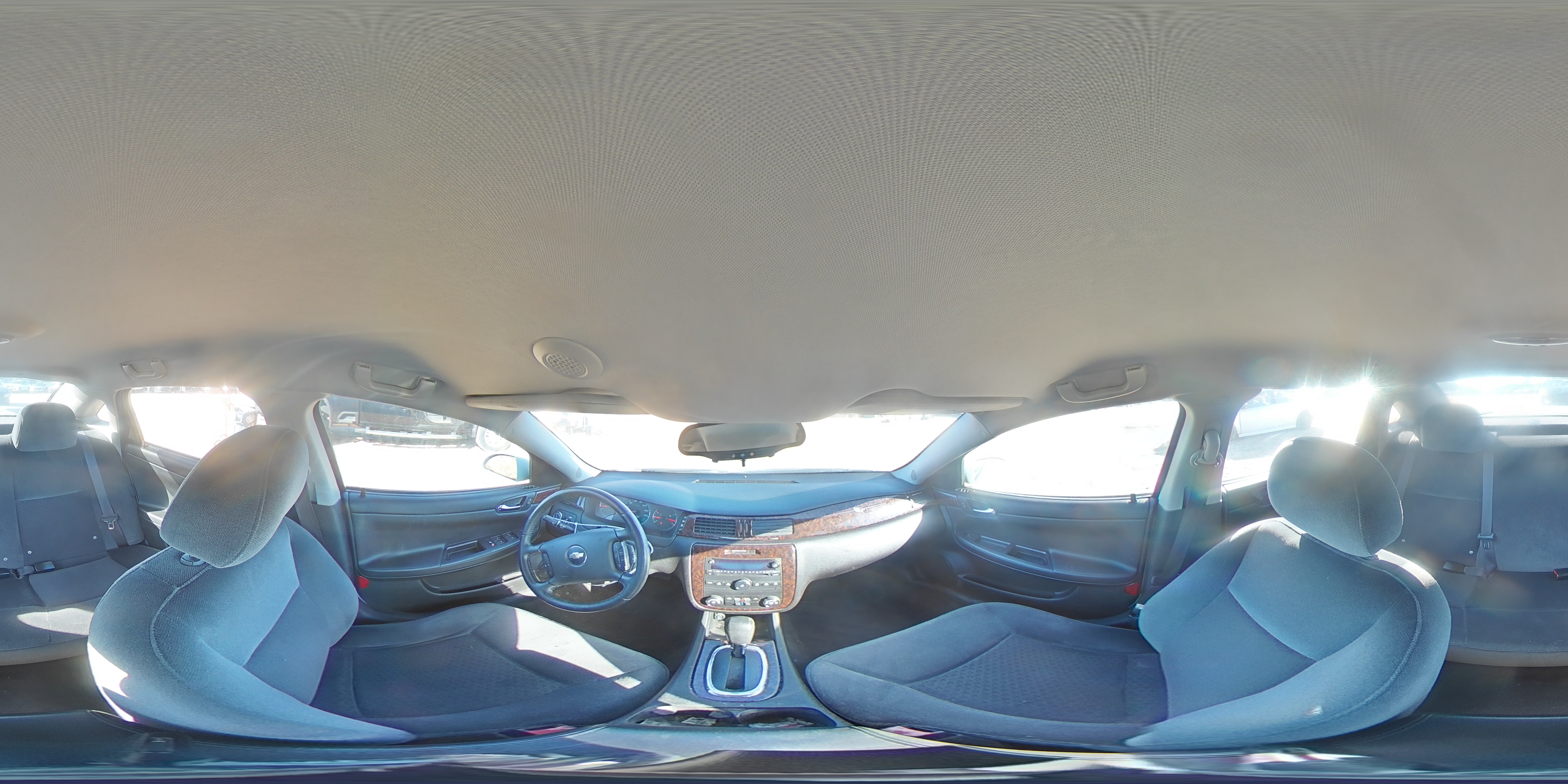 2014 Chevrolet Impala - Image 13