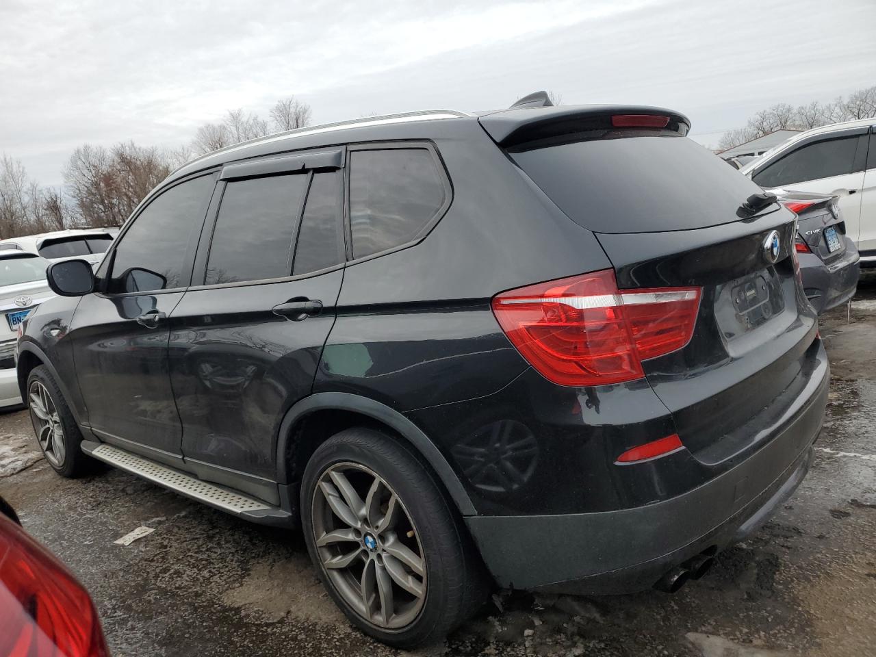 2011 BMW X3 - Image 2