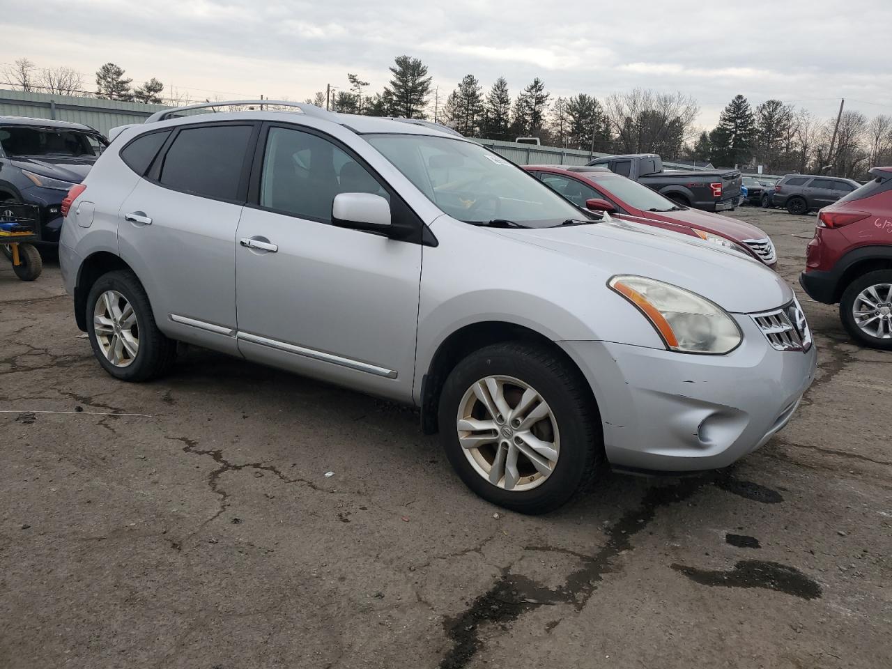 2012 Nissan Rogue - Image 4
