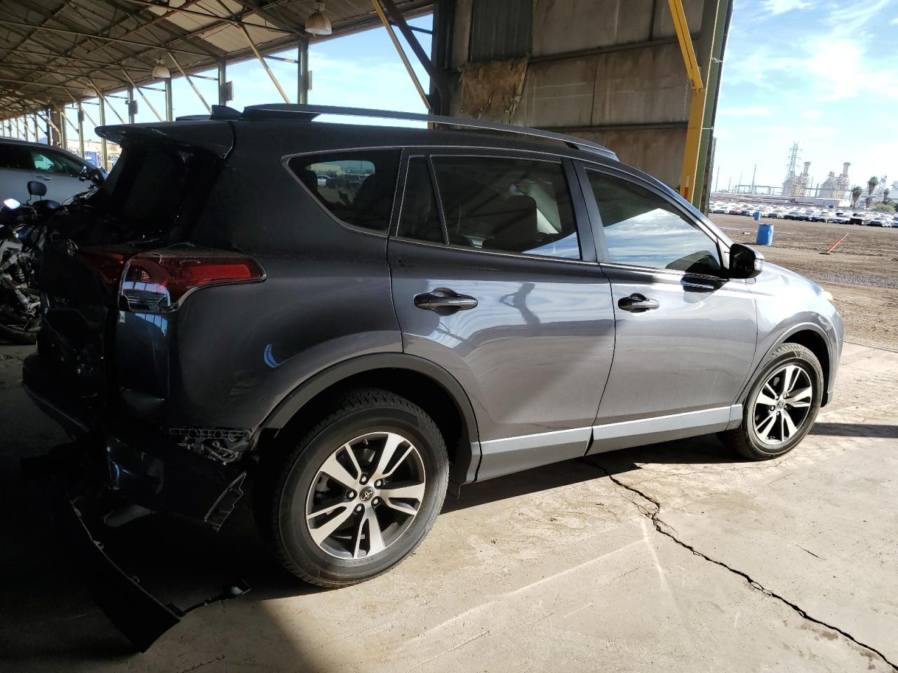 2018 Toyota RAV 4 - Image 3