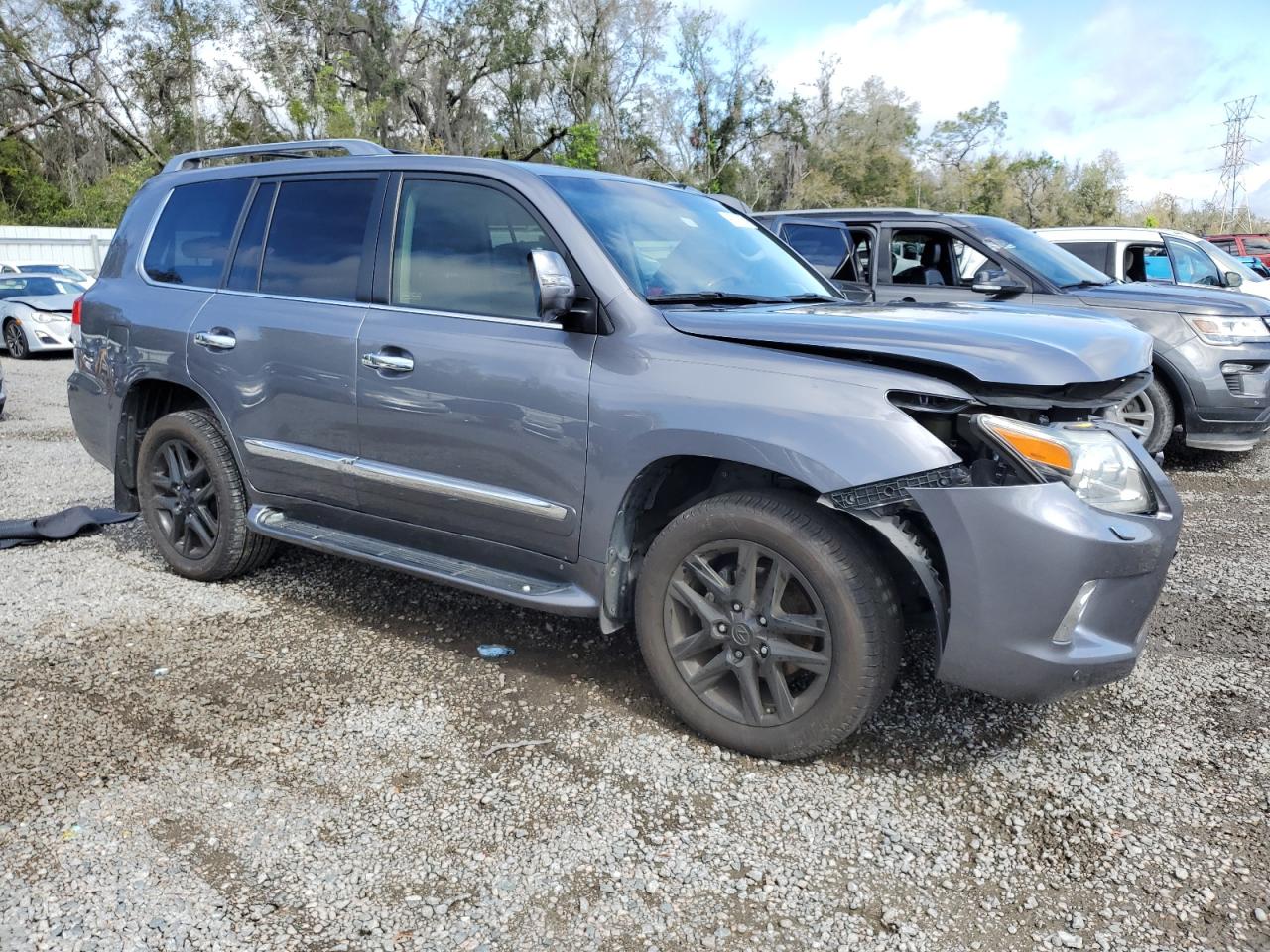 2014 Lexus LX - Image 4