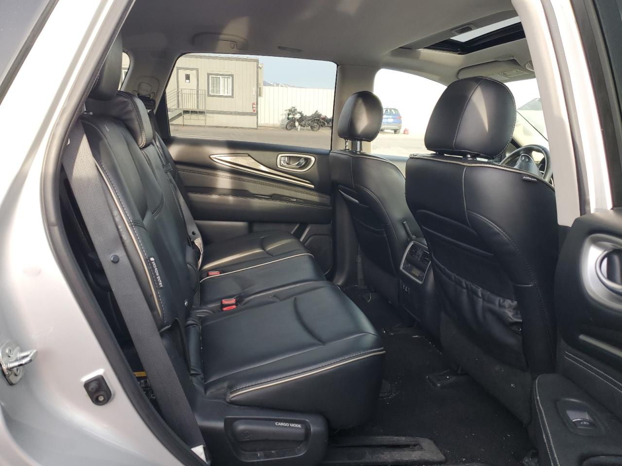 2020 Infiniti QX60 - Image 10